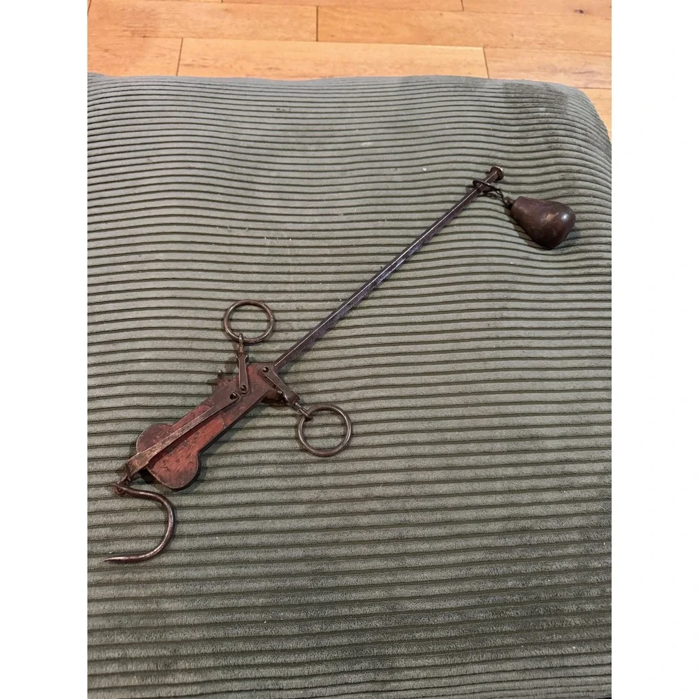 Antique Cast Iron‎ Metal Balance Scale with Hook and Weight